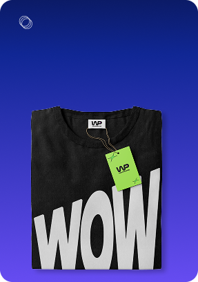 Camiseta negra personalizada con diseño WOW